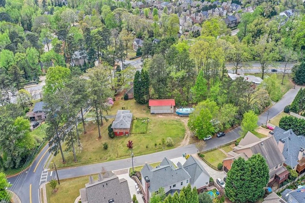 3702 Spring Hill Rd, Smyrna GA  30080-4654 exterior