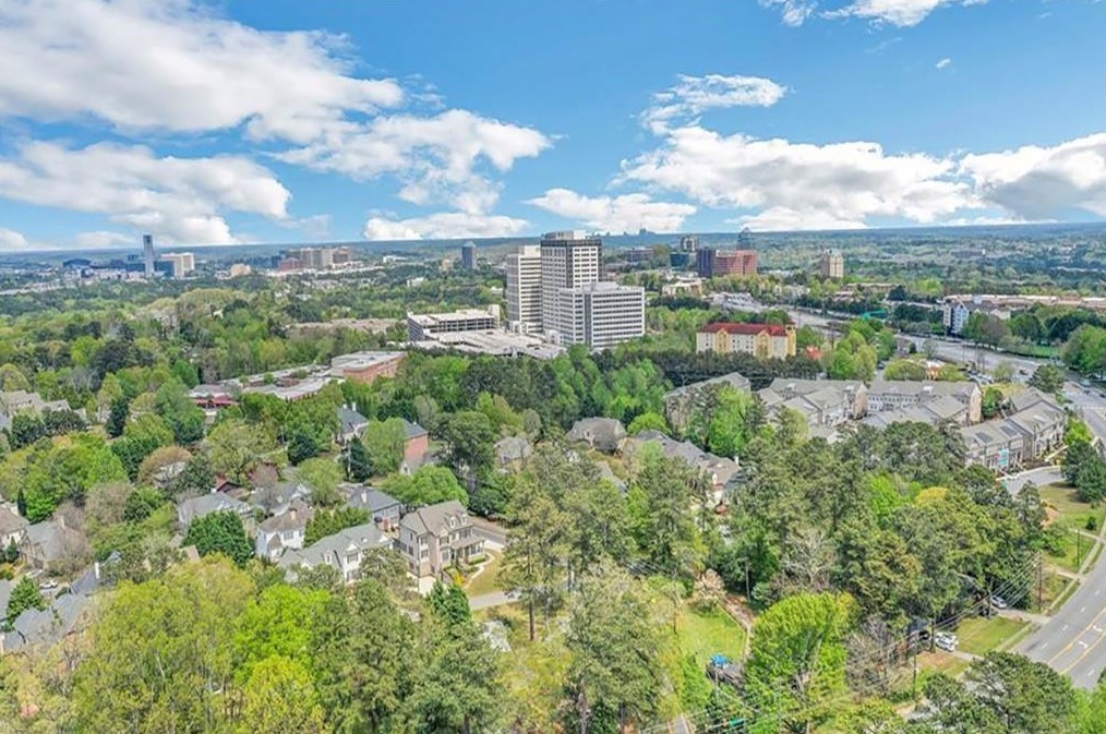 3702 Spring Hill Rd, Smyrna GA  30080-4654 exterior