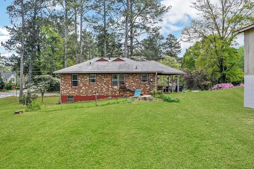 3702 Spring Hill Rd, Smyrna GA  30080-4654 exterior