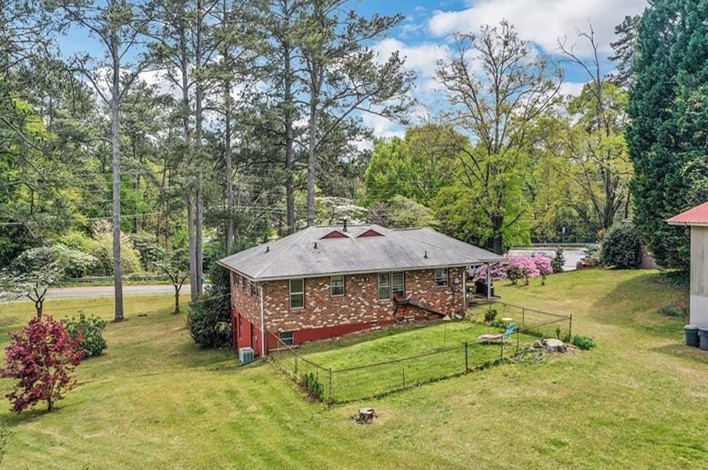 3702 Spring Hill Rd, Smyrna GA  30080-4654 exterior