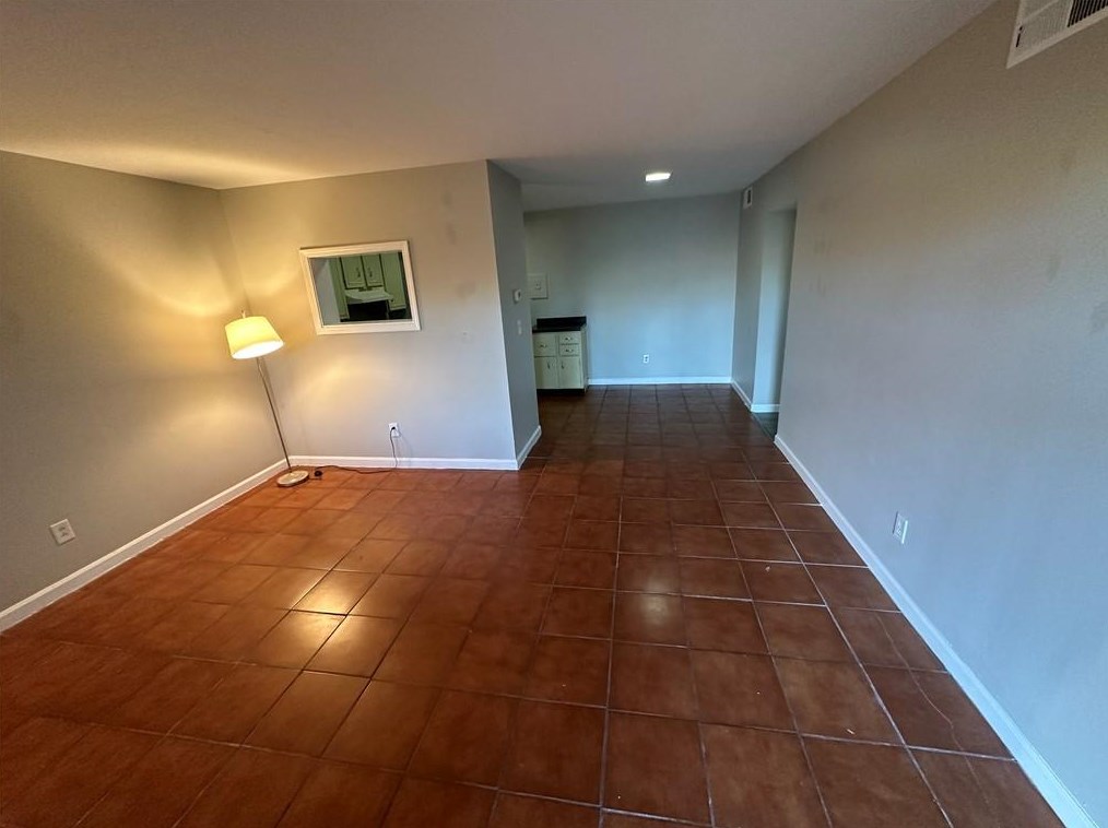 3101 Colonial Way Apt M, Atlanta, GA