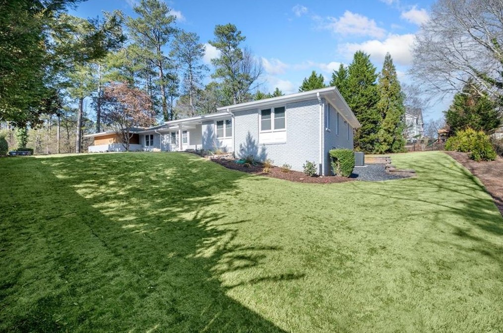 345 Pine Grove Rd, Roswell, GA 30075