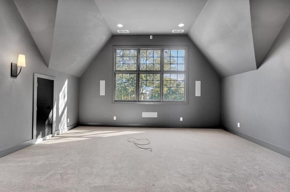 2465 Dixie Ave, Smyrna GA  30080-2159 exterior