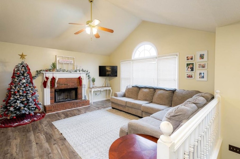 381 Stewart Dr, Dallas GA  30132-8163 exterior