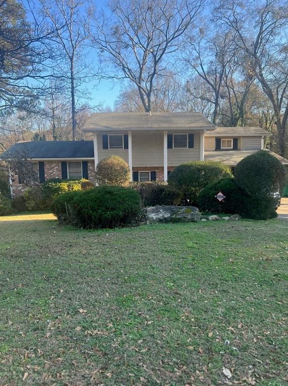 2750 Rainbow Forest Dr, Decatur, GA 30034-1926