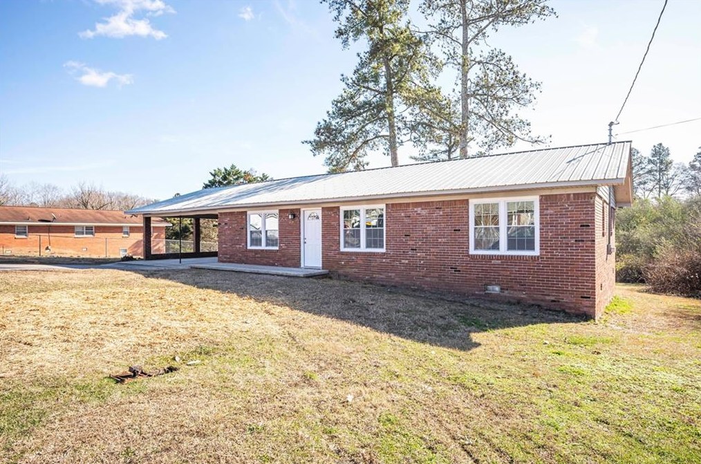 122 Emory St, Calhoun, GA 30701-7806
