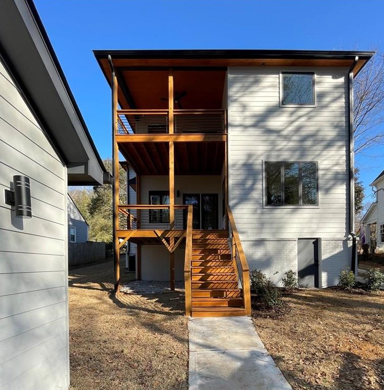 1355 Oldfield Rd, Decatur GA  30030-4551 exterior