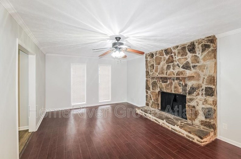 5051 Golfbrook Dr, Stone Mountain, GA 30088