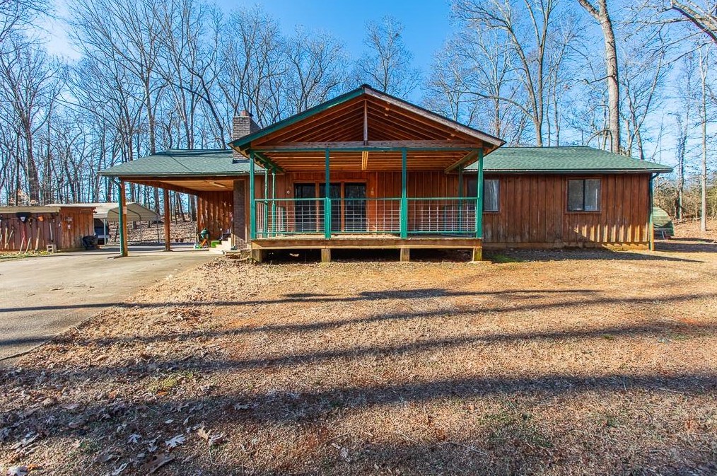 7536 County Line Rd, Lula, GA 30554