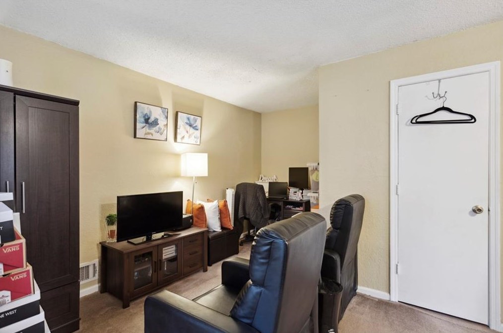 1651 Wynndowne Trl, Smyrna GA  30080-2479 exterior