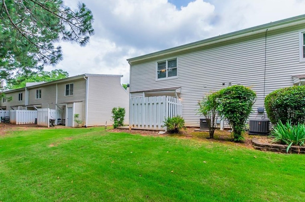 1511 Planters Ridge Ln, Alpharetta GA  30004-8541 exterior