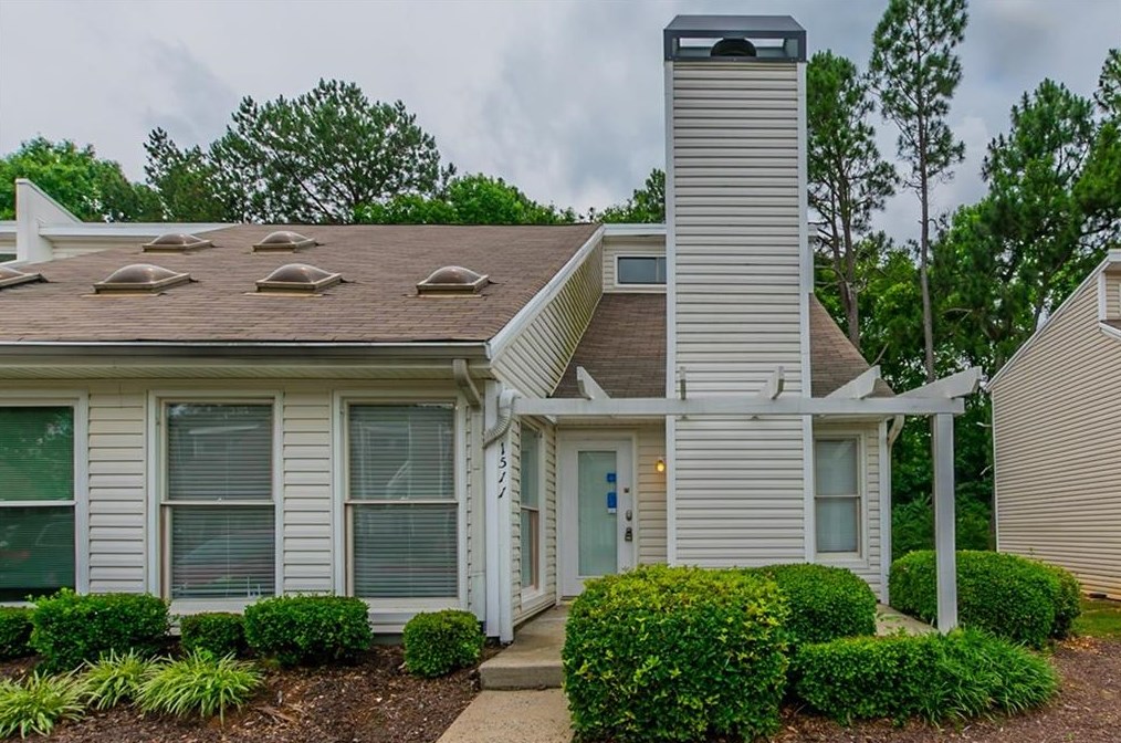 1511 Planters Ridge Ln, Alpharetta GA  30004-8541 exterior