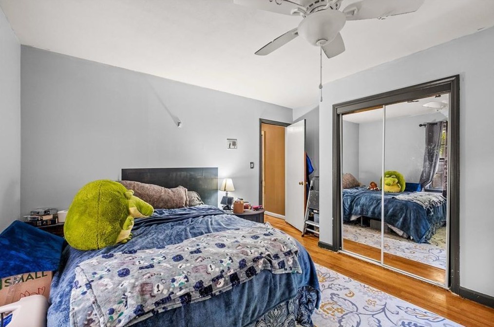 2525 Overlook Dr, Atlanta GA  30344-2026 exterior