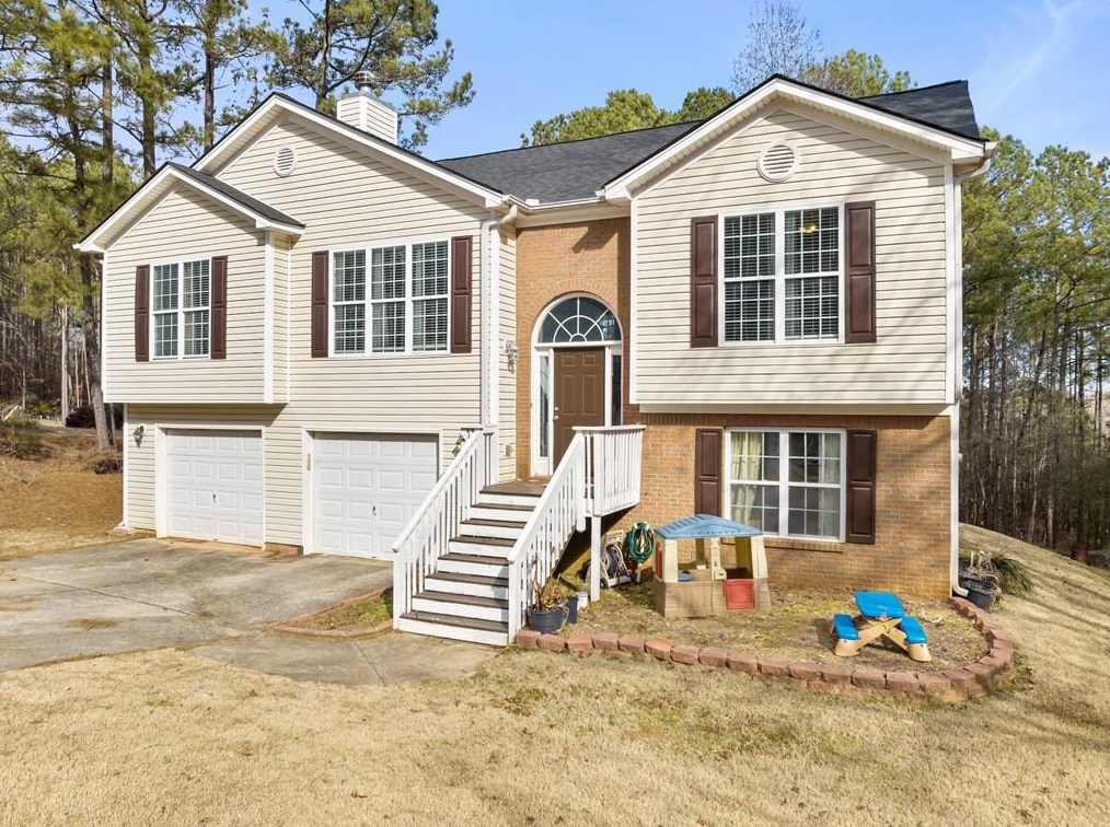 100 Pine Cove Ct, Hoschton, GA 30548