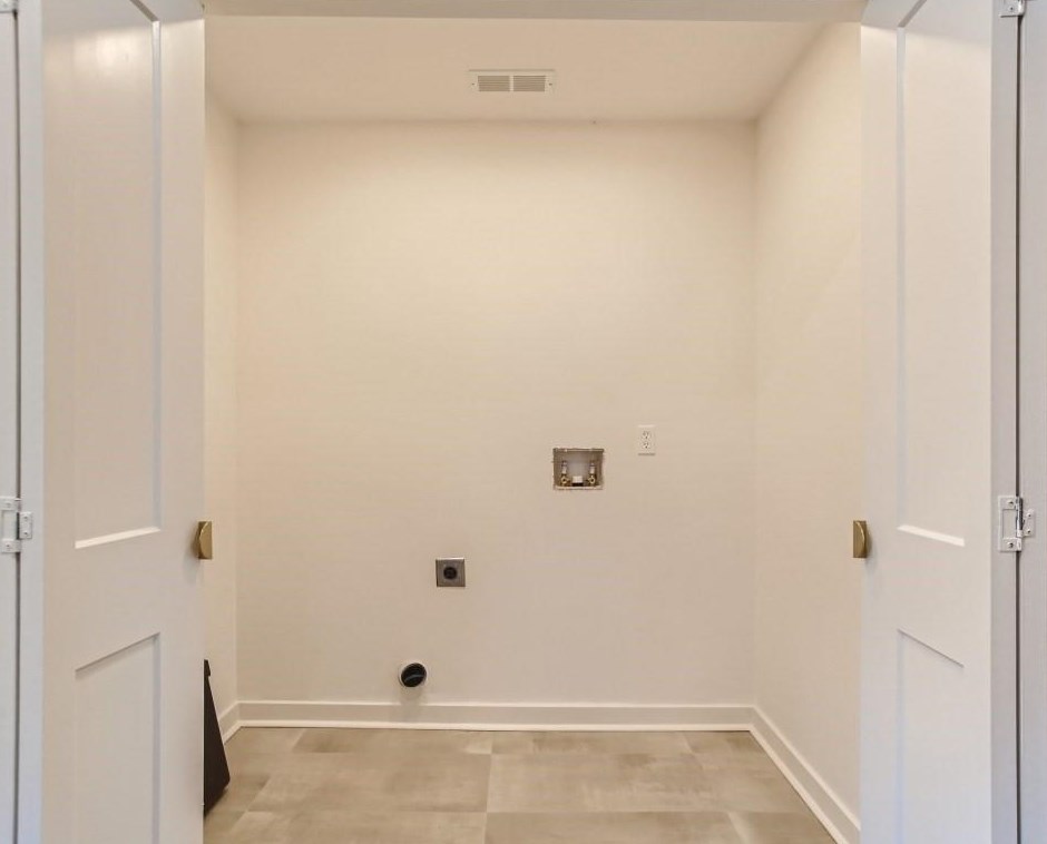 2156 Trailwood Rd, Decatur GA  30032-5338 exterior