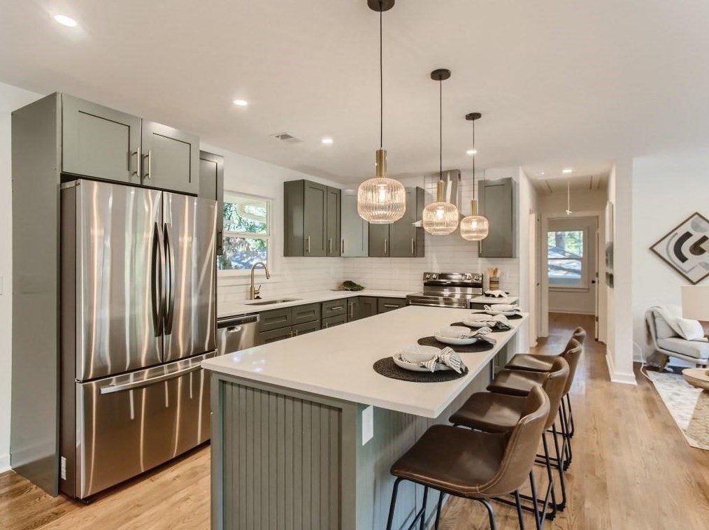 2156 Trailwood Rd, Decatur GA  30032-5338 exterior