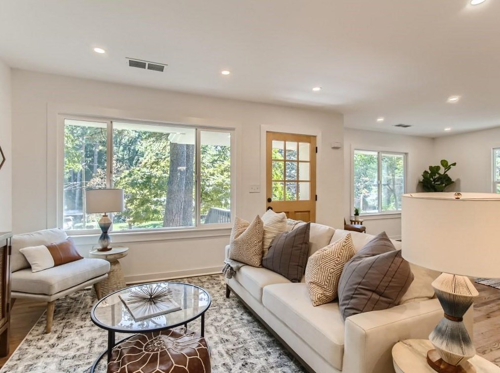 2156 Trailwood Rd, Decatur GA  30032-5338 exterior