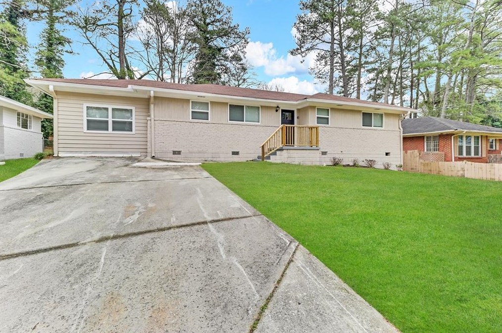 2048 Glendale Dr, Decatur, GA 30032
