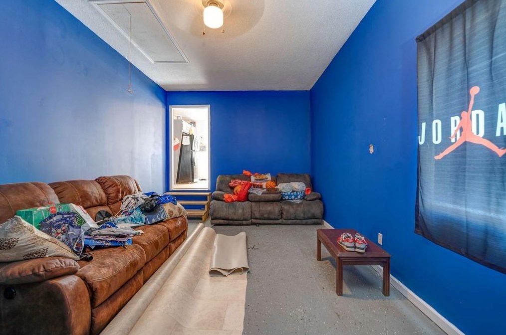 123 Frix Ln, Calhoun GA  30701-4363 exterior