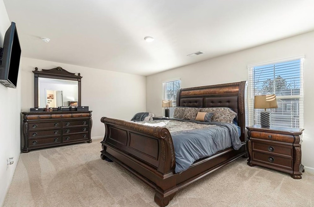 1106 Shadow Glen Dr, Fairburn GA  30213-6504 exterior