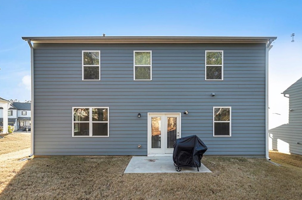 1106 Shadow Glen Dr, Fairburn GA  30213-6504 exterior