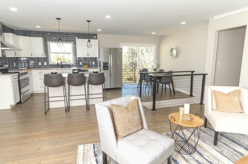 1908 Creekside Ct, Decatur GA  30032-4926 exterior