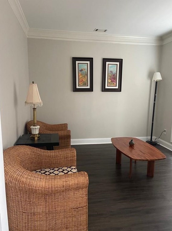 768 Pine Cove Dr, Lilburn, GA 30047