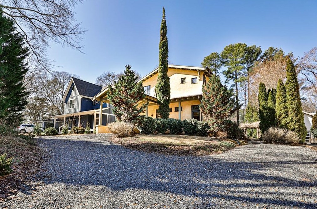 1084 Vista Trl, Atlanta, GA 30324-4616