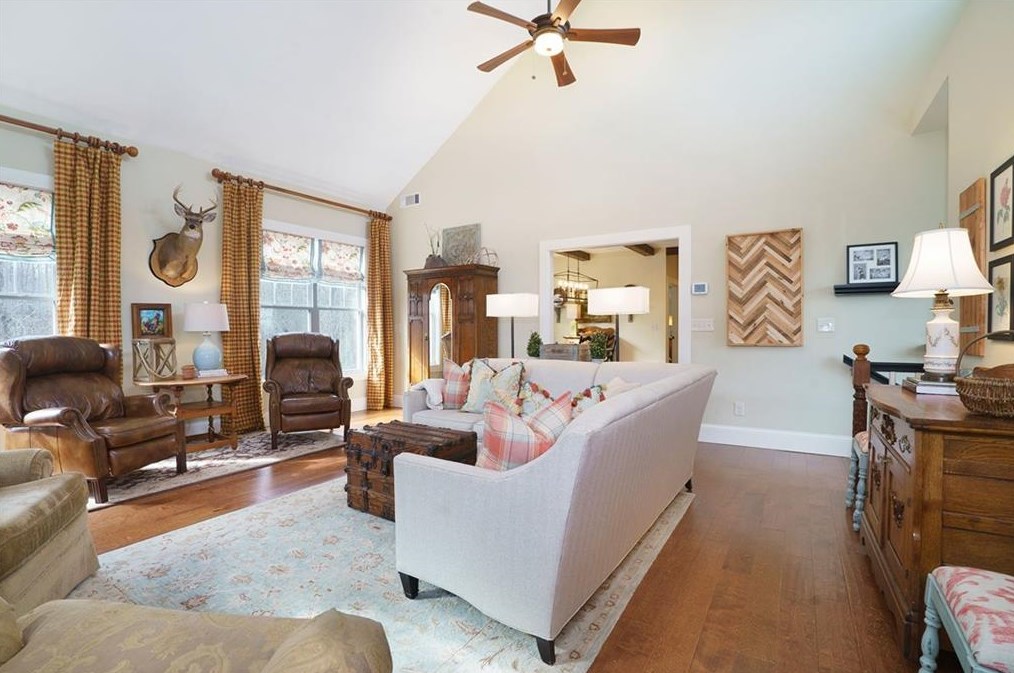 359 Rosetta Ln Nw, Conyers, GA 30012