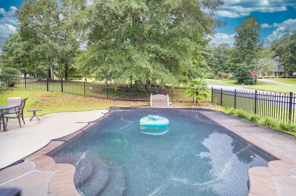 439 Winston Manor Dr, Winder, GA 30680-8408