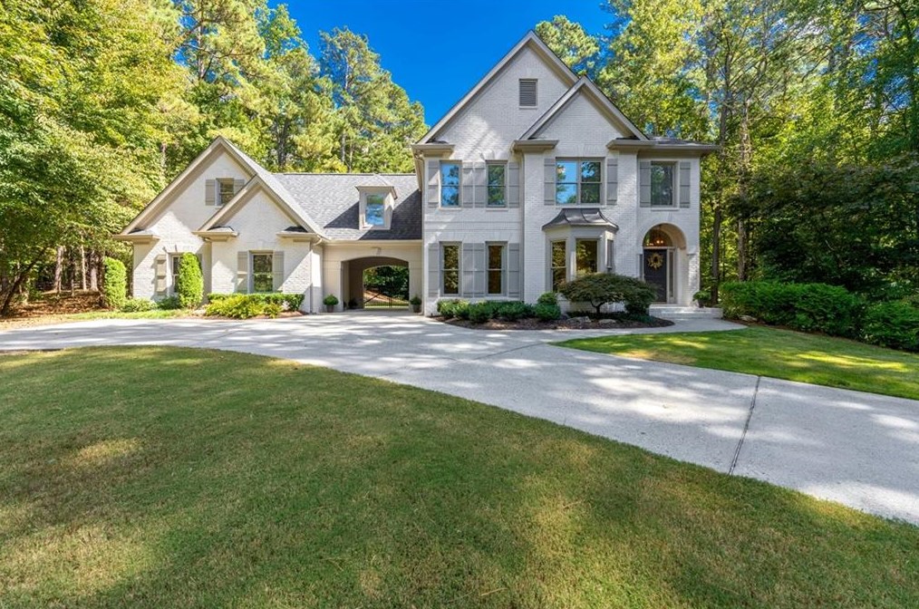 330 Rhodes Chase Ct, Alpharetta, GA 30004