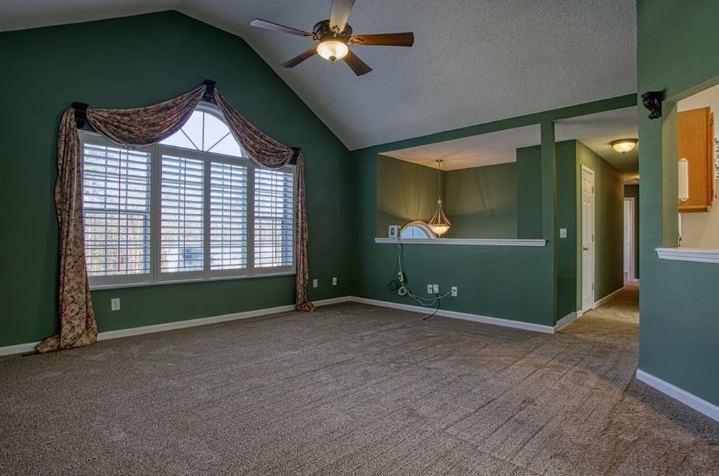 142 Legend Dr, Dallas, GA 30157-6674