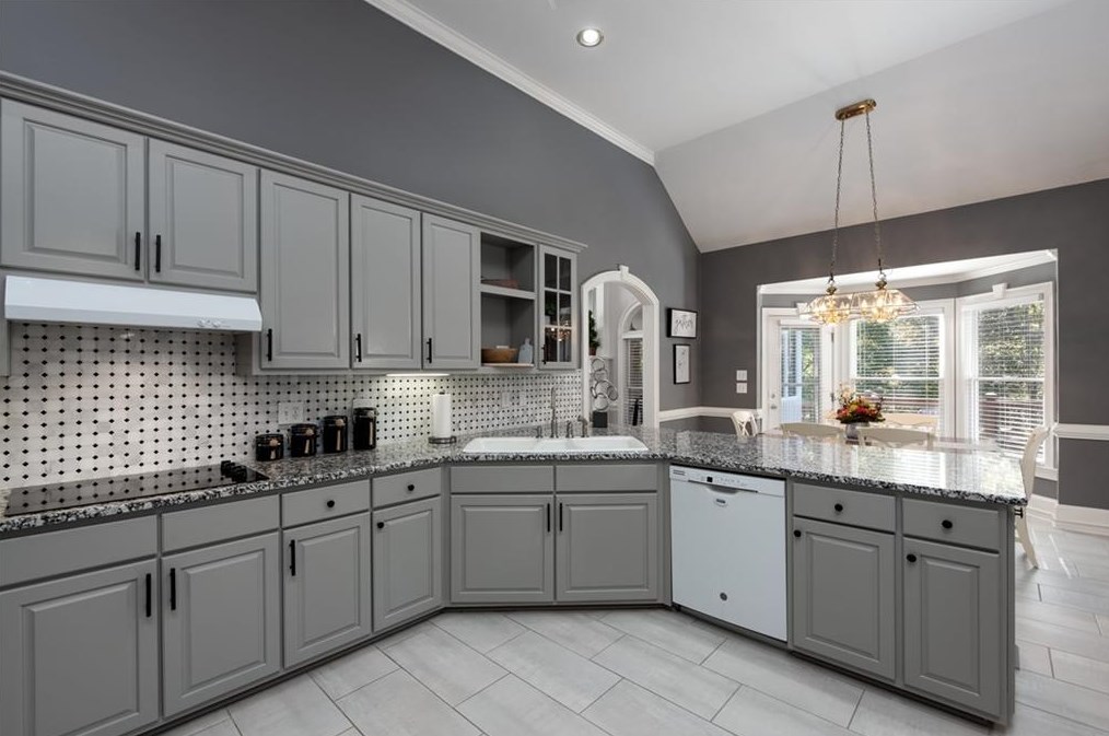 1045 Lewis Ridge Cir, Lawrenceville, GA 30045-8899