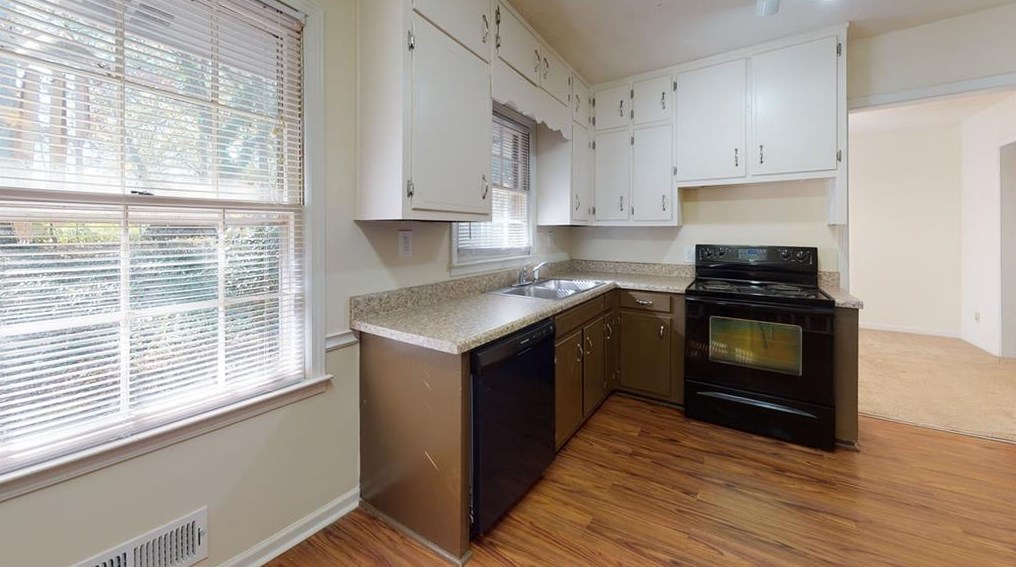 2643 Greenvalley Ct, Lithonia, GA 30078