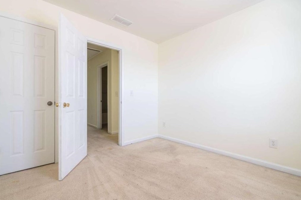 1604 Austin Meadows Dr, Decatur GA  30032-3887 exterior