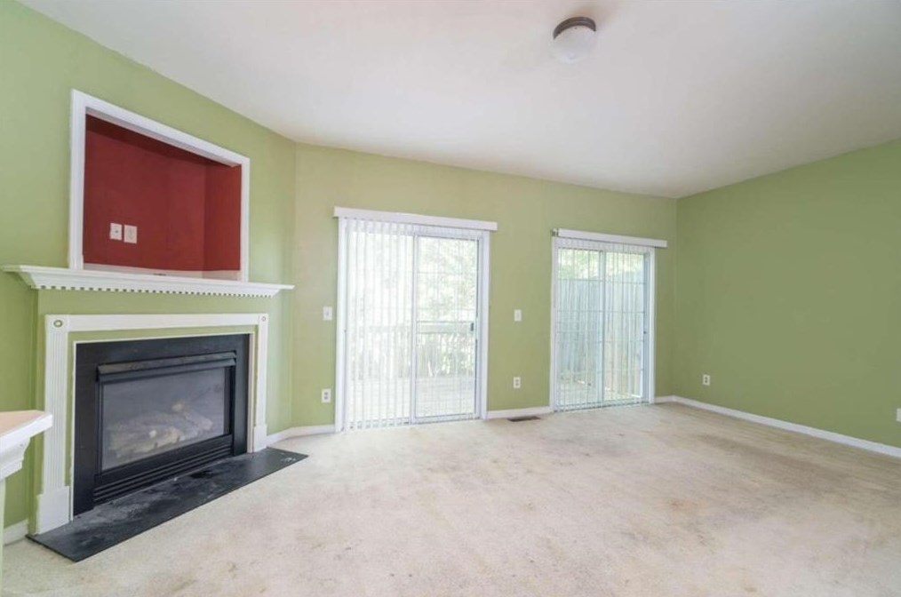 1604 Austin Meadows Dr, Decatur GA  30032-3887 exterior