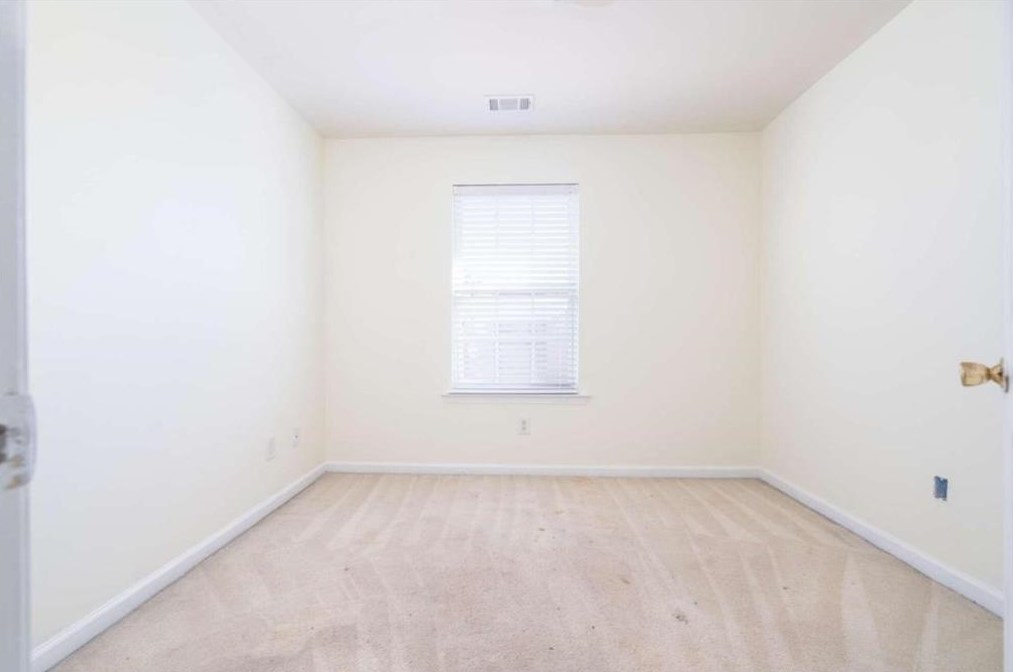 1604 Austin Meadows Dr, Decatur GA  30032-3887 exterior