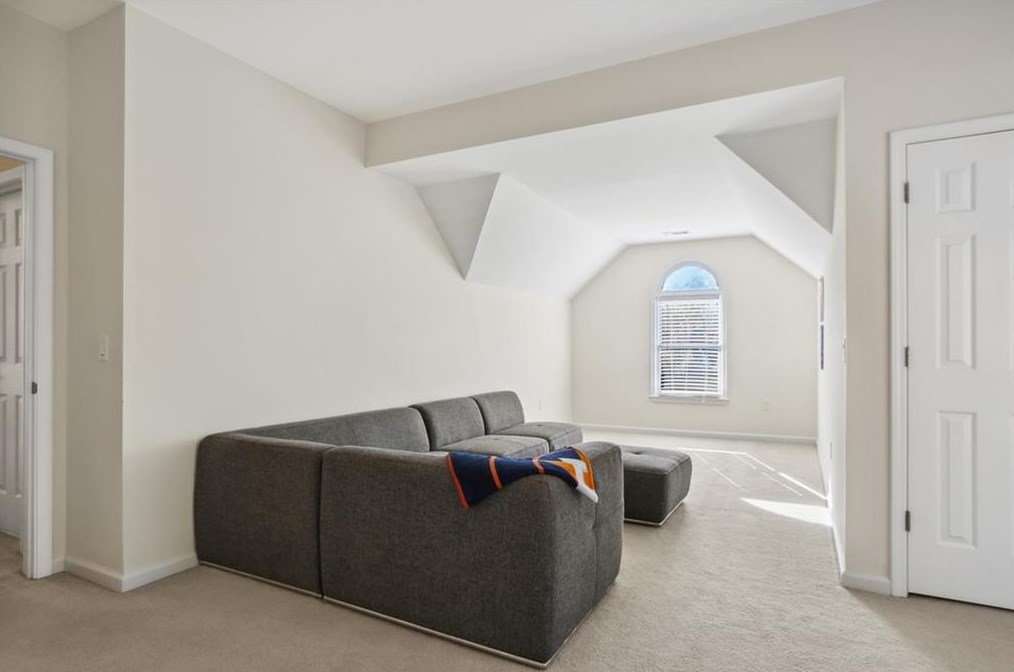 4215 Berkeley View Dr, Duluth GA  30096-3077 exterior