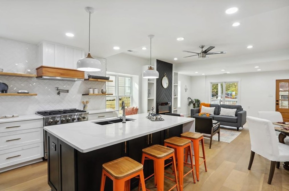 1010 Oakland Dr, Atlanta GA  30310-3838 exterior