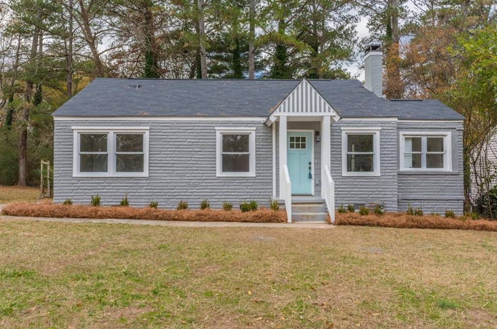 2127 Pinehurst Dr, Atlanta GA  30344-1118 exterior