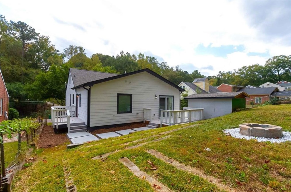 2478 Saint Patrick St, Atlanta GA  30317-3027 exterior