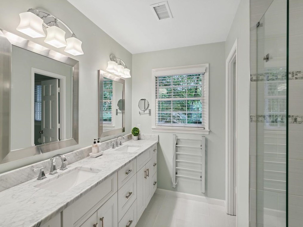 1020 Winding Creek Trl, Atlanta GA  30328-2845 exterior
