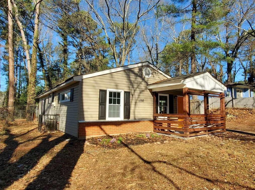 1030 Regis Rd, Atlanta, GA 30315-7616