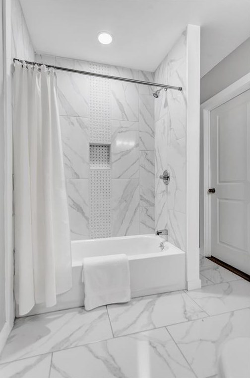 1874 Ridgeland Dr, Decatur GA  30032-4914 exterior