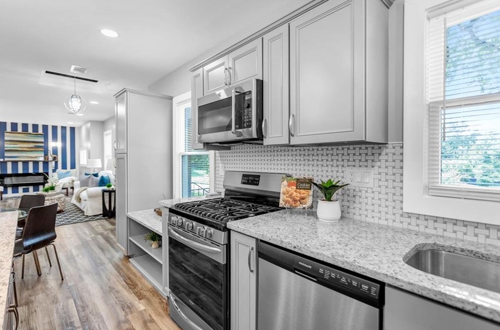 1874 Ridgeland Dr, Decatur GA  30032-4914 exterior