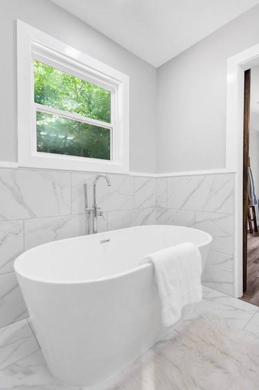 1874 Ridgeland Dr, Decatur GA  30032-4914 exterior