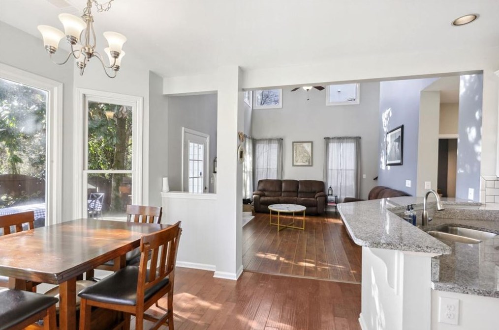 4730 Woodland Brook Ct, Atlanta GA  30339-1572 exterior