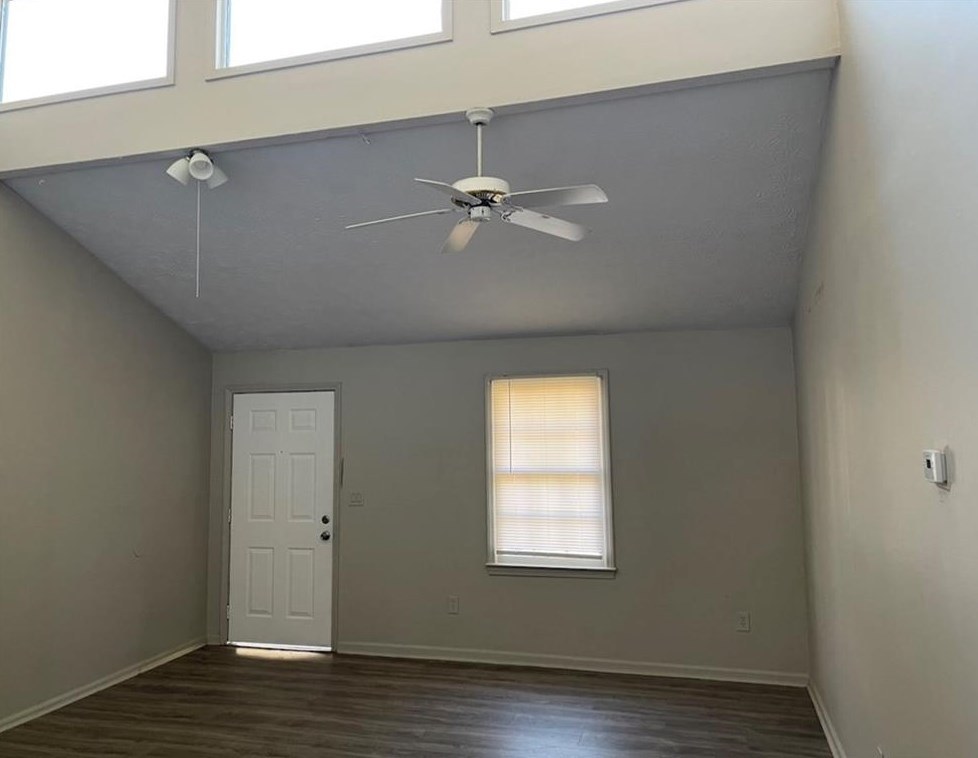 425 Charleston Ln, Lawrenceville, GA 30046
