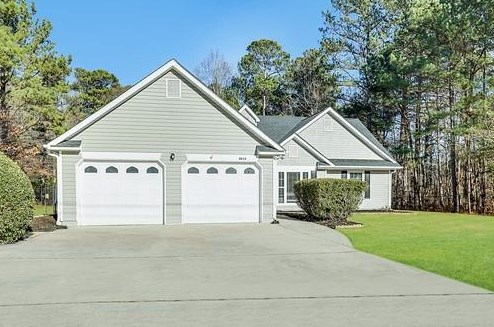 8614 Foxridge Dr, Winston, GA 30187