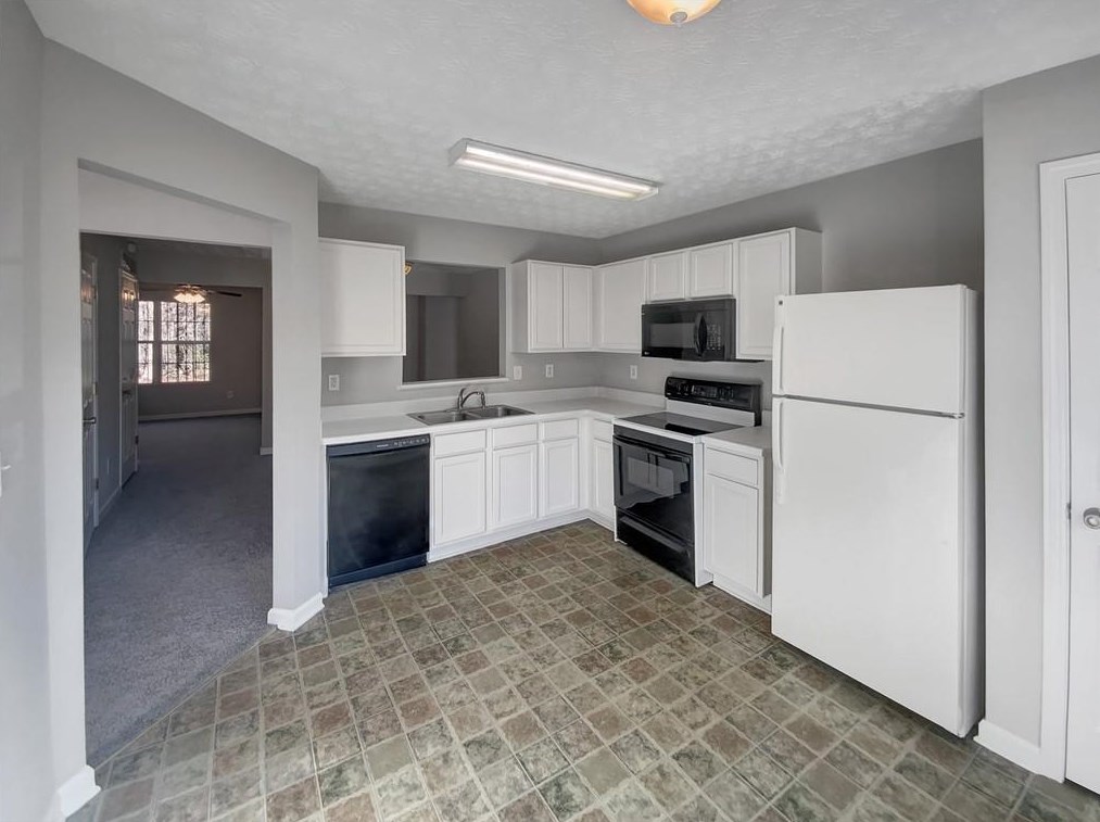 3340 Waldrop Trl, Decatur GA  30034-7425 exterior